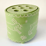 Green Hare Bough Pot