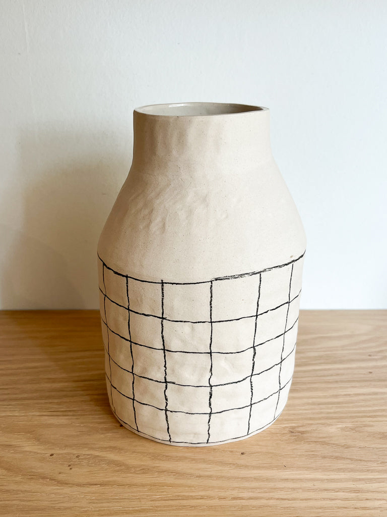 Small Net Vase